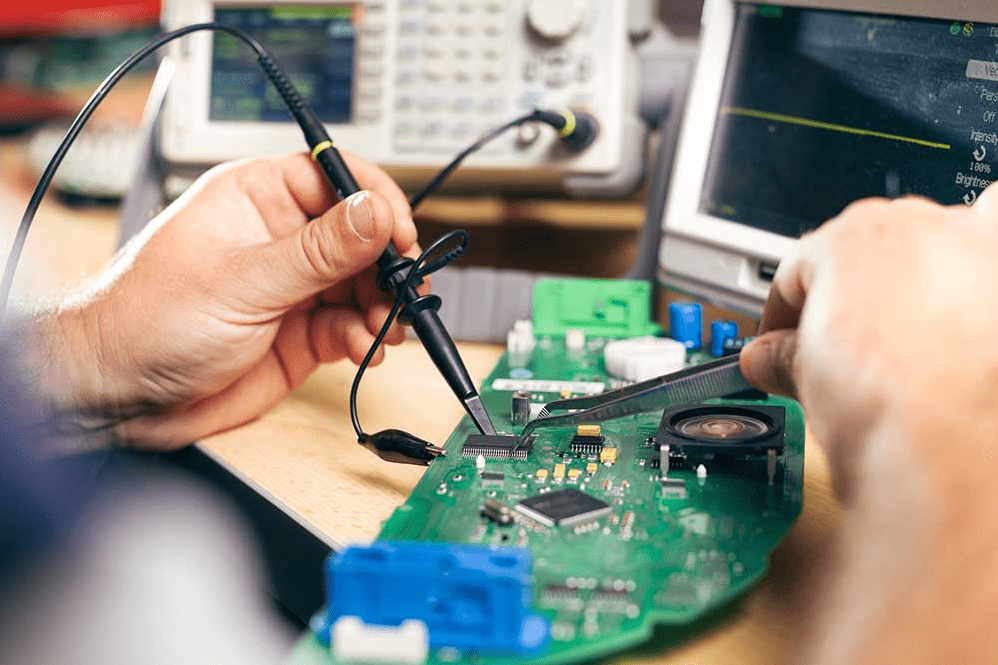 Teste elétrico funcional para placas eletrônicas